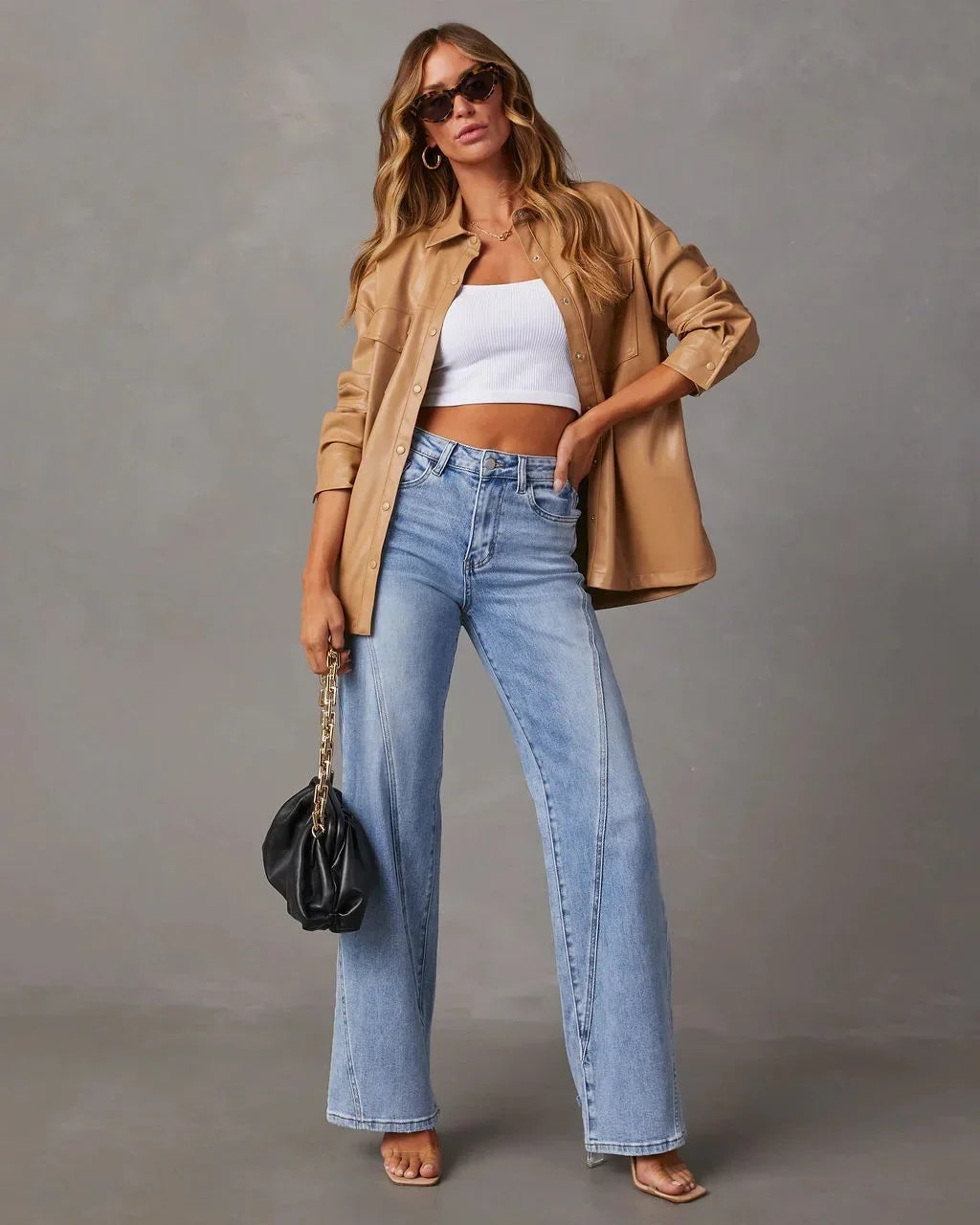Zoey I Loose, close-fitting patchwork women's jeans with a wide leg