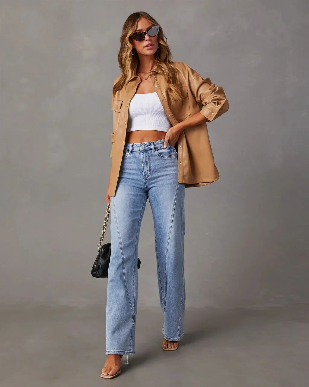 Zoey I Loose, close-fitting patchwork women's jeans with a wide leg
