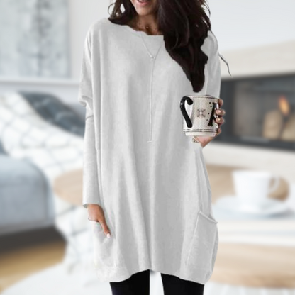 Isabelle Moreau | A cozy and elegant long sweater