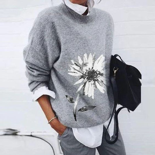 Isabelle Moreau - Elegant Sweater with Flower Print