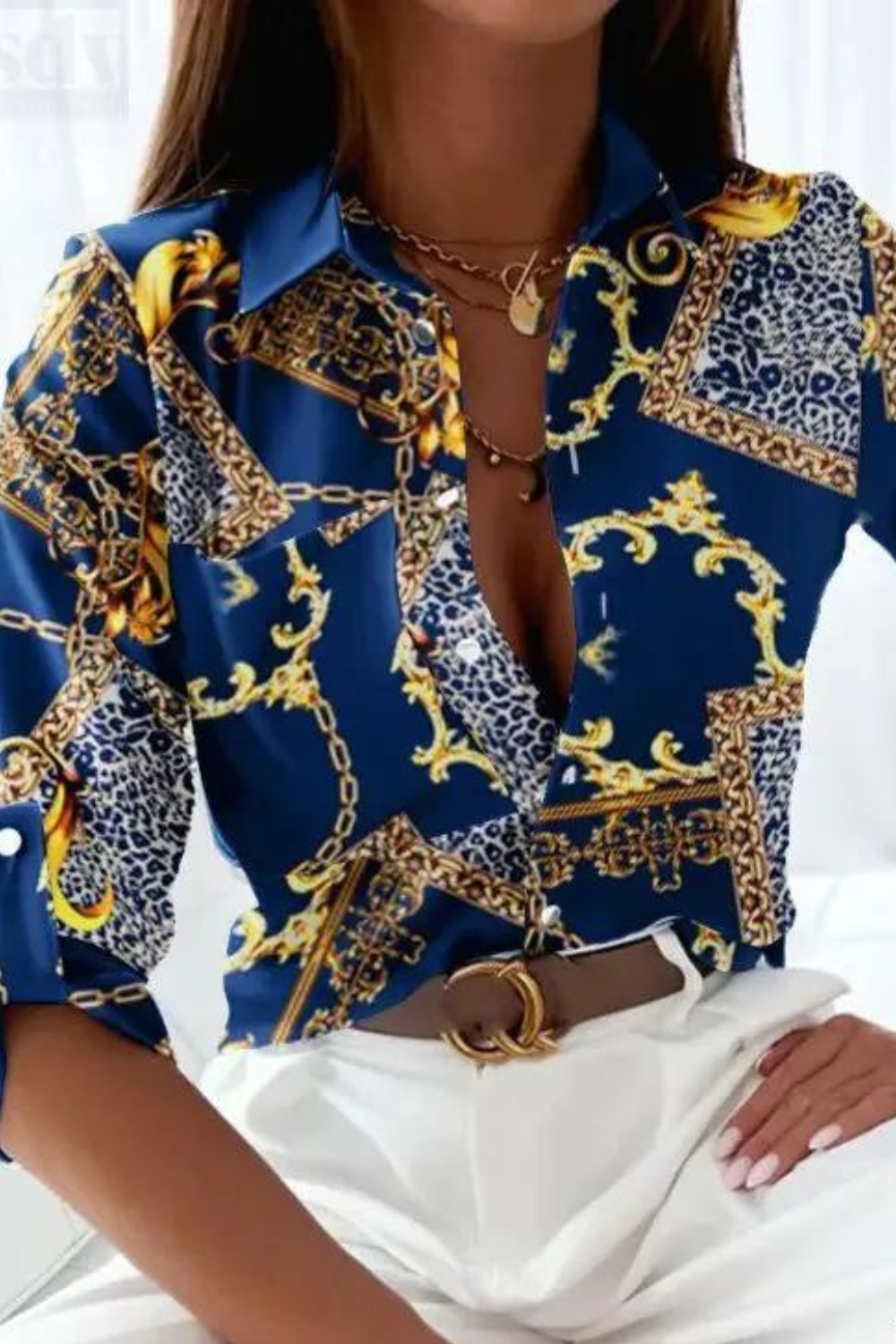 Élodie Lavin - Rolled-Sleeve Shirt with Designer Print