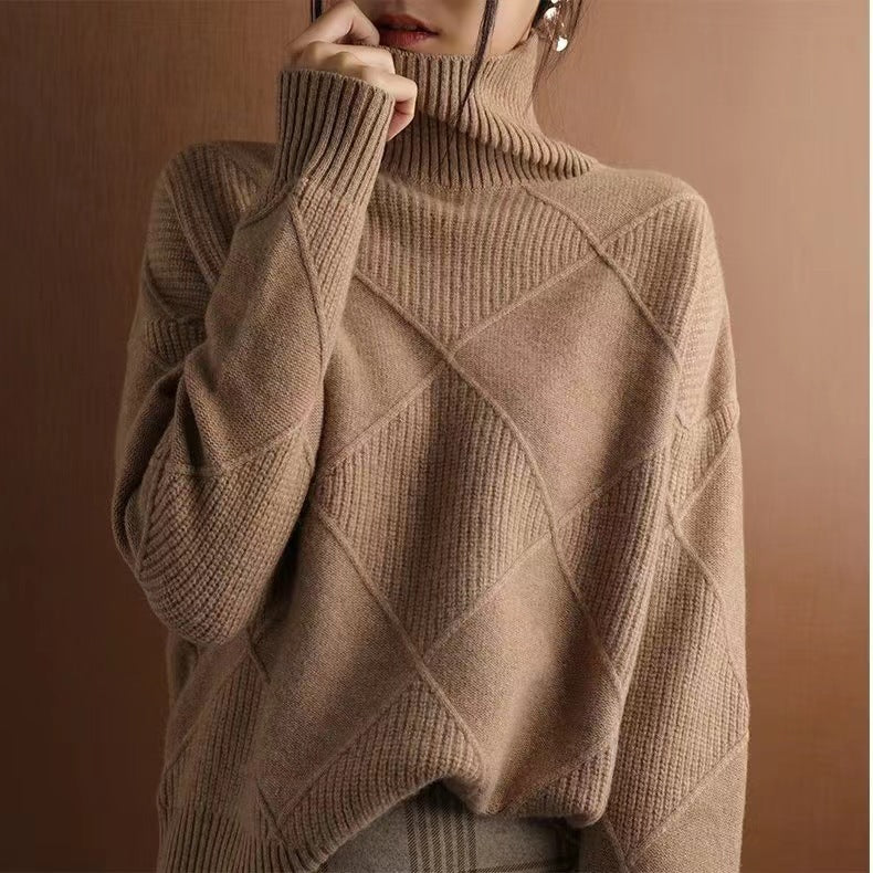 Léa Blanchet | Sweater with Diamond Pattern