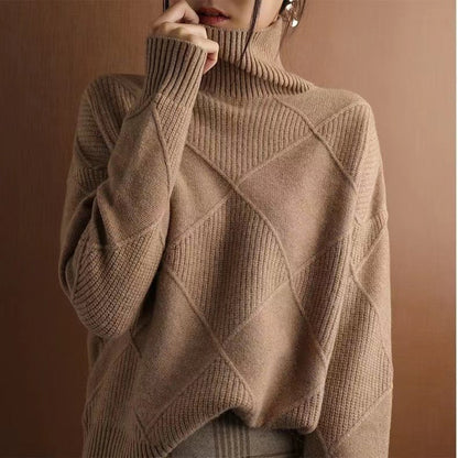 Léa Blanchet | Sweater with Diamond Pattern