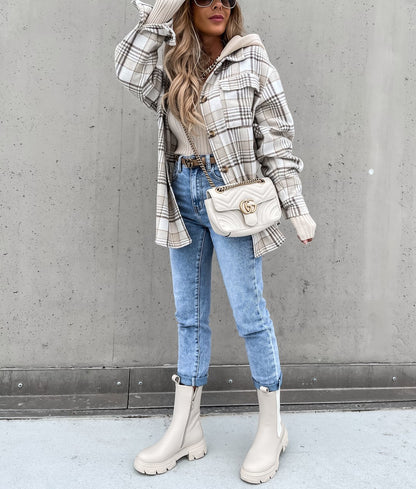 Pauline Laurent | Street Style Chic Plaid Jacket with Hood