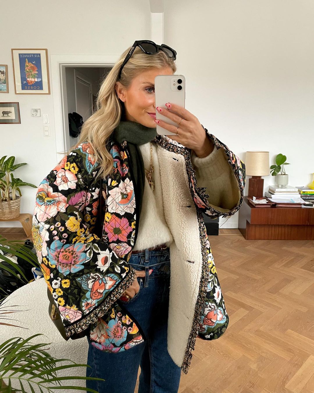 Riva Lefèvre - Elegant Floral Jacket