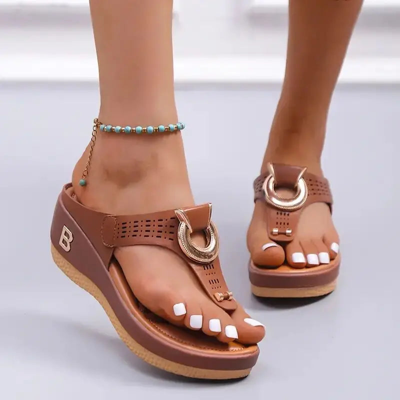 Claire I Foot-Supportive Fashionable Sandals