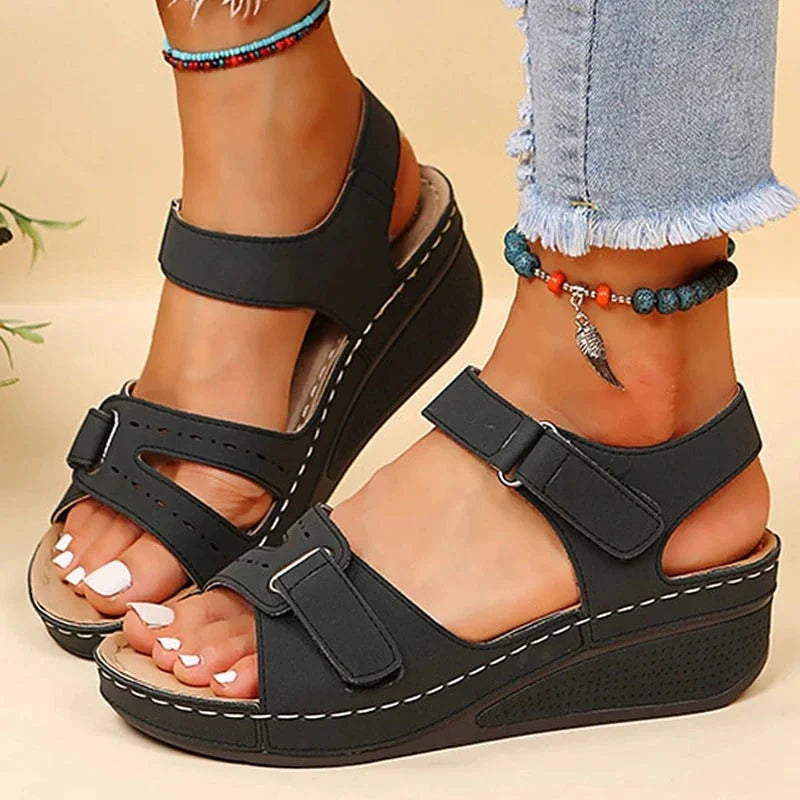 Alice Leroy | Soft Padded Platform Sandals