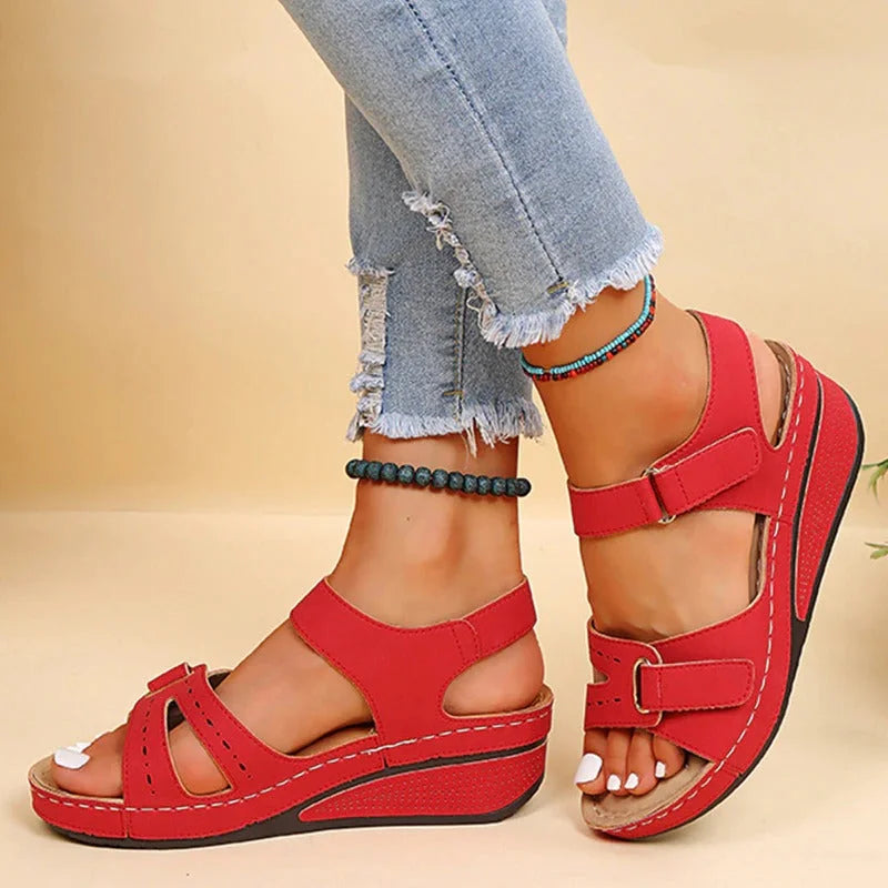 Alice Leroy | Soft Padded Platform Sandals