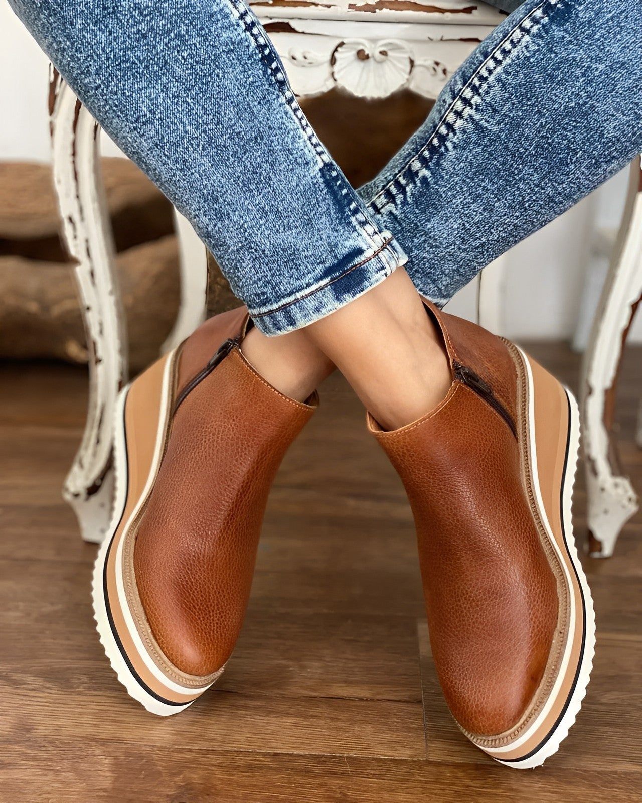 Gwyneth | Trendy Foot-Supportive Boots for Women