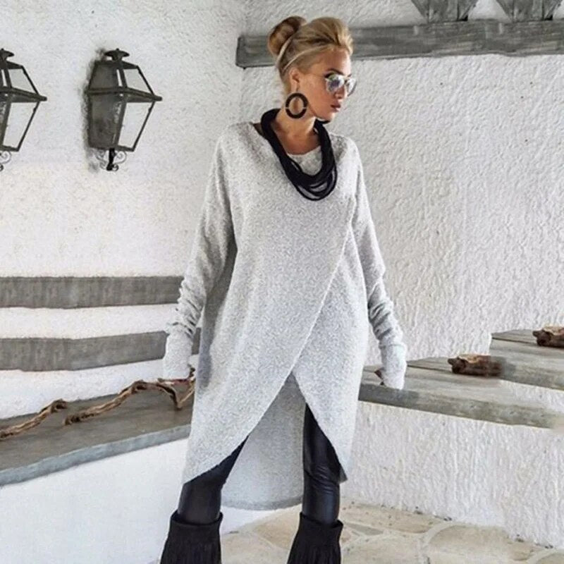 Élodie Lavin | Elegant Long Loose Sweater