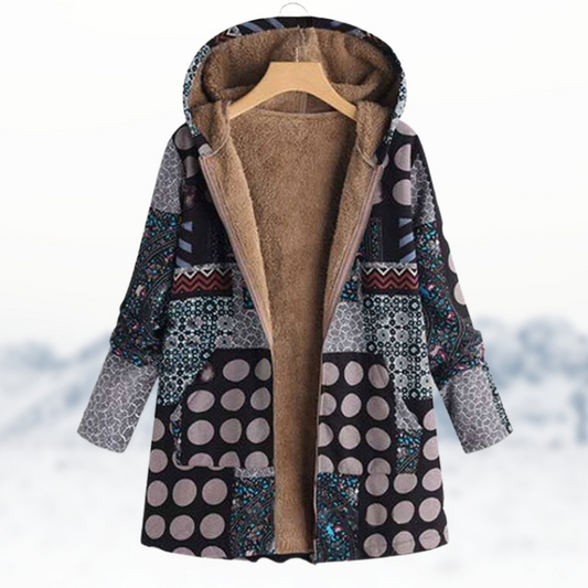 Léa Blanchet | Chic, Cozy Winter Coat With Print