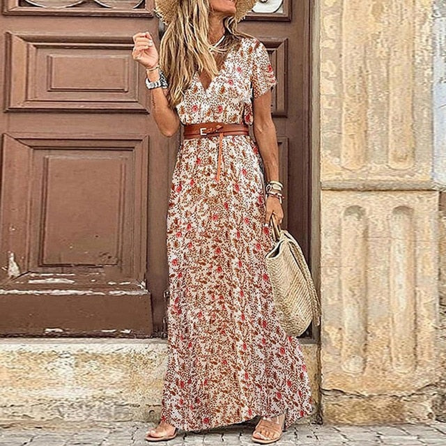 Élodie Lavin | Fashionable Summer Dress