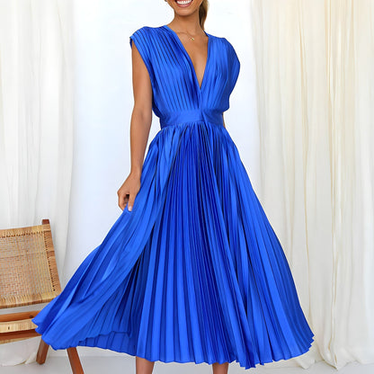 Élodie Lavin | V-Neck Pleated Maxi Dress