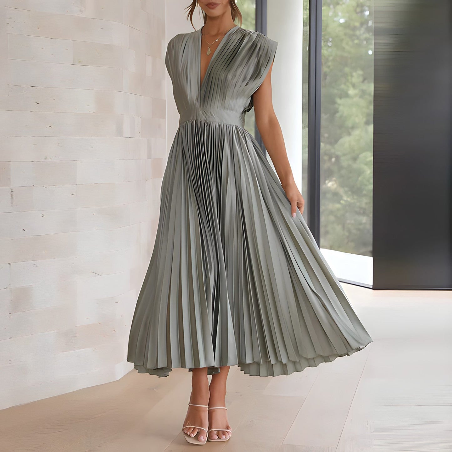 Élodie Lavin | V-Neck Pleated Maxi Dress