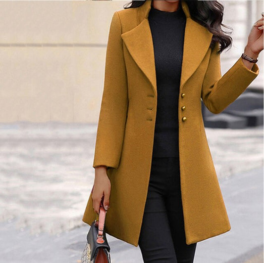 Isabelle Moreau | Casual Winter Coat