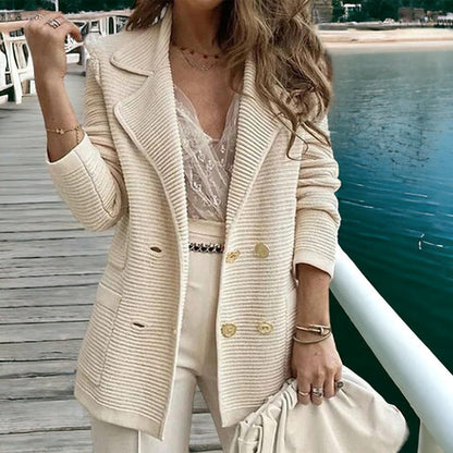 Léa Blanchet | Beautiful plain cardigan with long sleeves