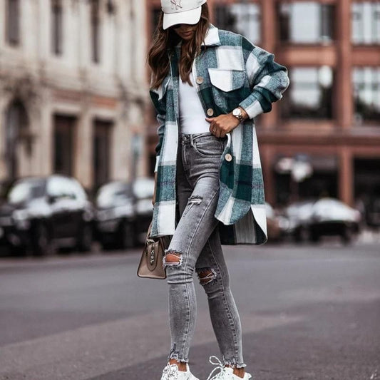 Élodie Lavin | Checkered Sweaters